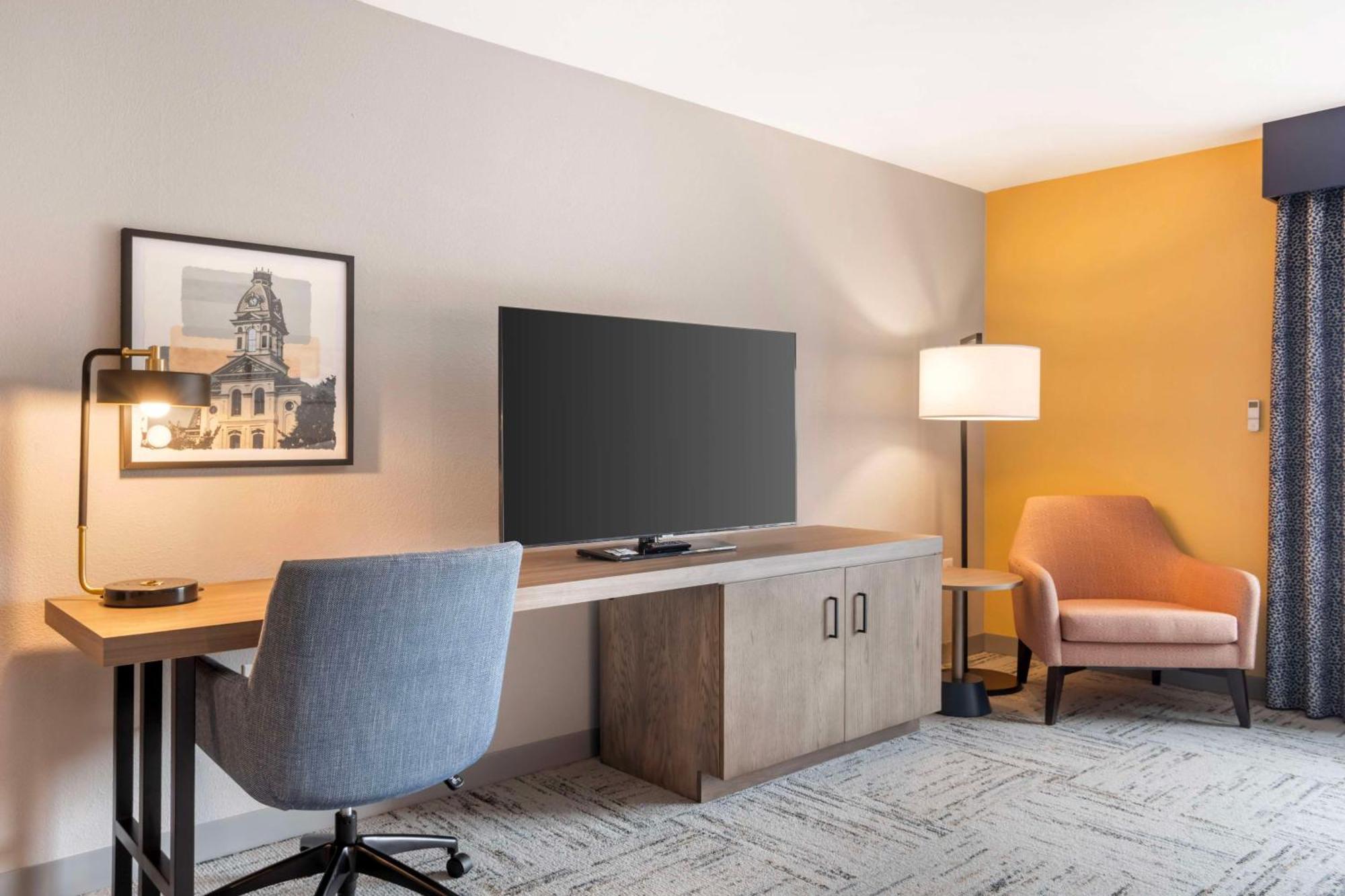 Hilton Garden Inn Charlotte/Concord Exterior foto